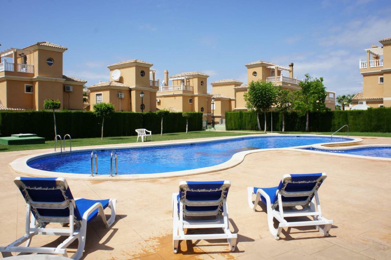 Villa Las Tres Perlas Algorfa Exterior foto